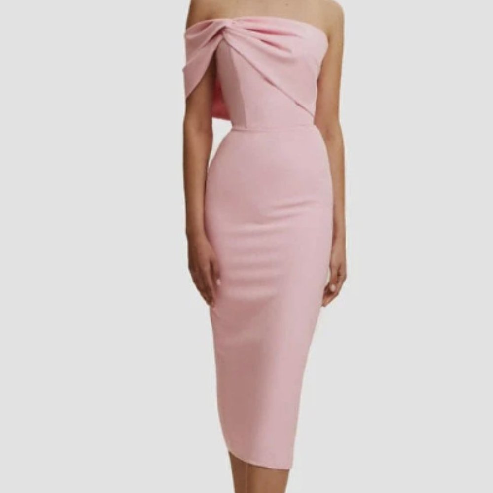ItsMilla - Pink Classy midi dress with open neckline